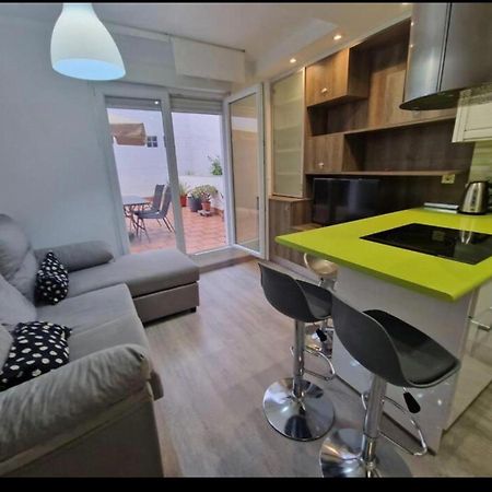 Apartamento Con Terraza Y Parking 기욘 객실 사진