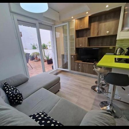 Apartamento Con Terraza Y Parking 기욘 객실 사진