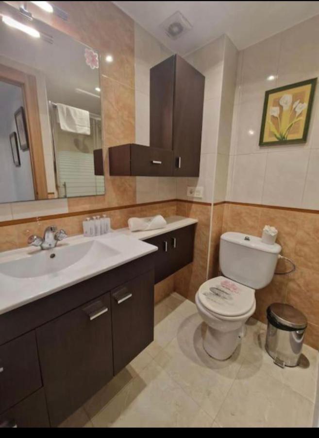 Apartamento Con Terraza Y Parking 기욘 객실 사진