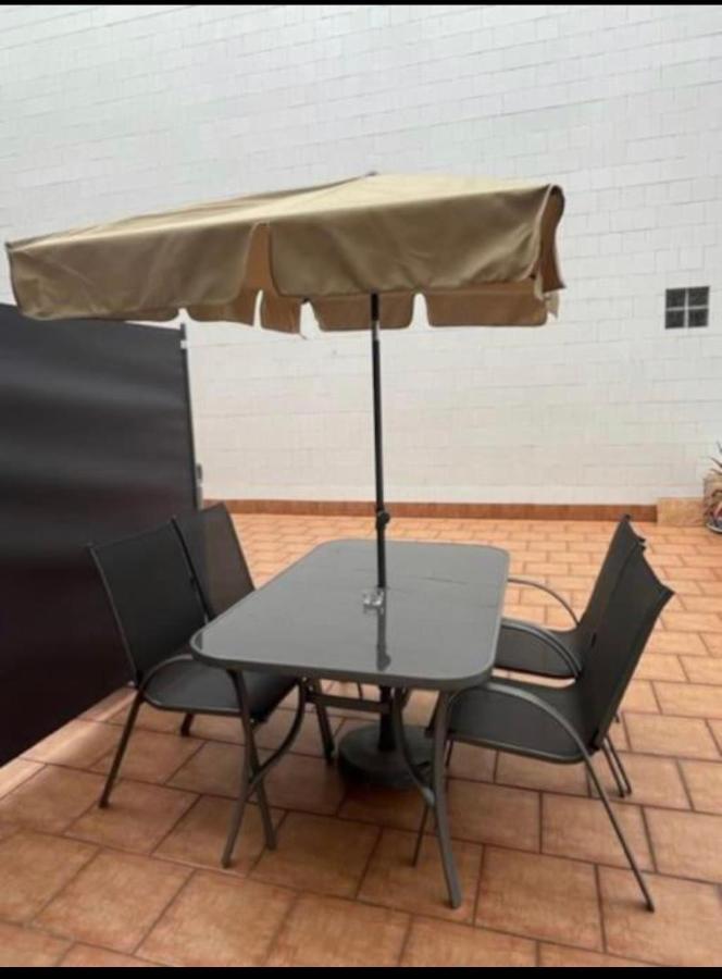 Apartamento Con Terraza Y Parking 기욘 객실 사진